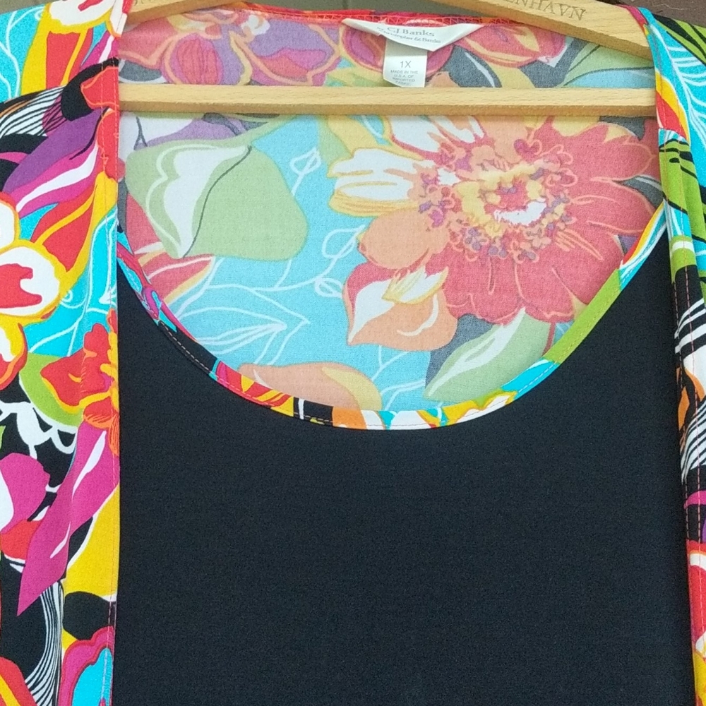 Colorful top - Picture 2 of 4